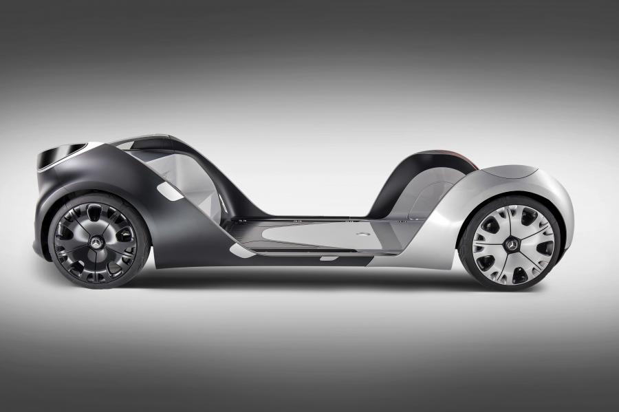  Mercedes-Benz Vision URBANETIC 2018 года  (фото 16 из 28)